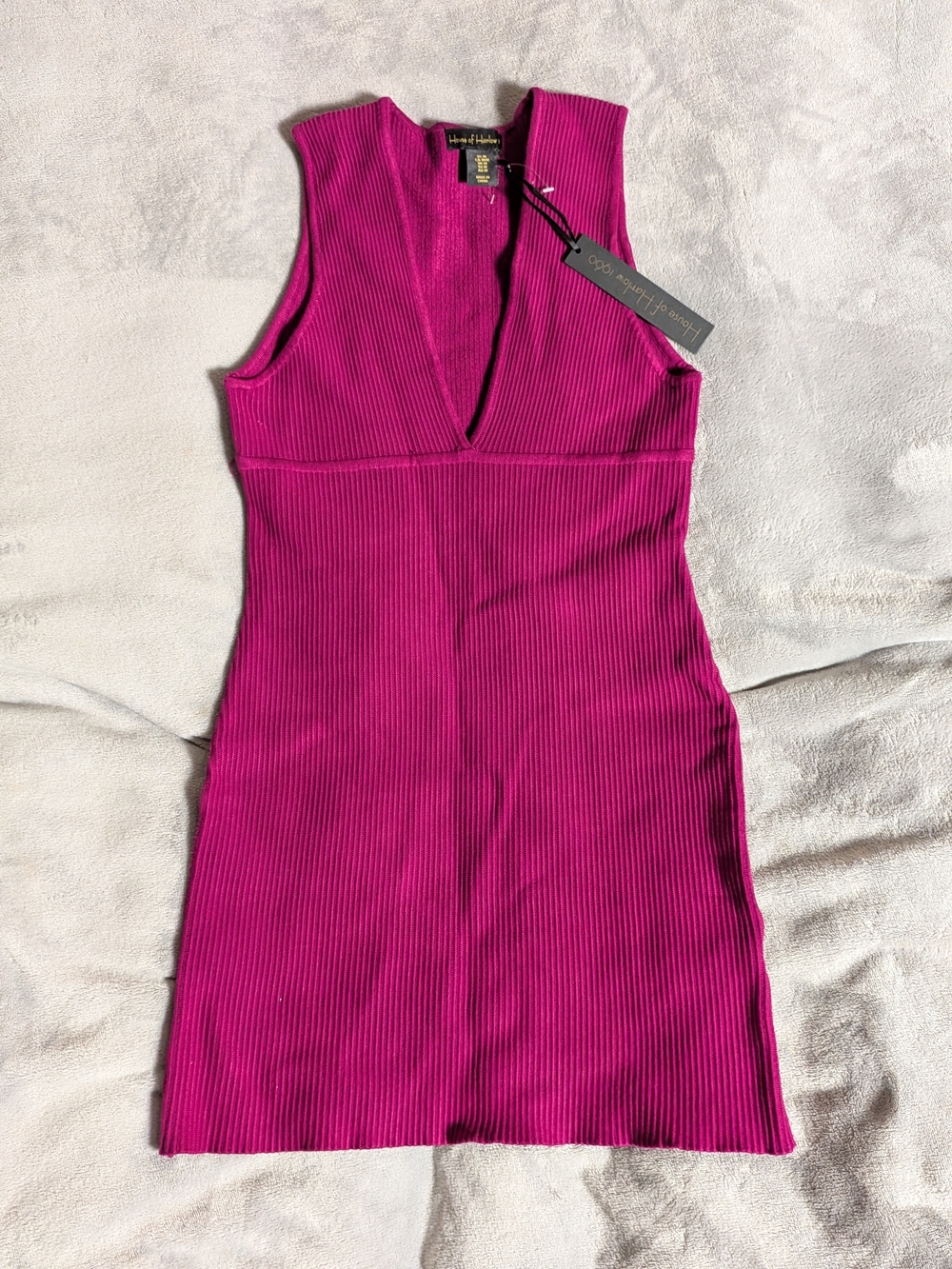 House Of Harlow 1960 Magenta Ribbed V-Neck Mini Dress Sz M NWT